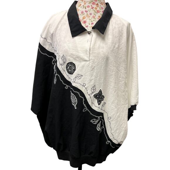 ⚫⚪ Koret 5X Black & White Embroidered Top – Oversized Batwing Artsy Blouse - Picture 1 of 4